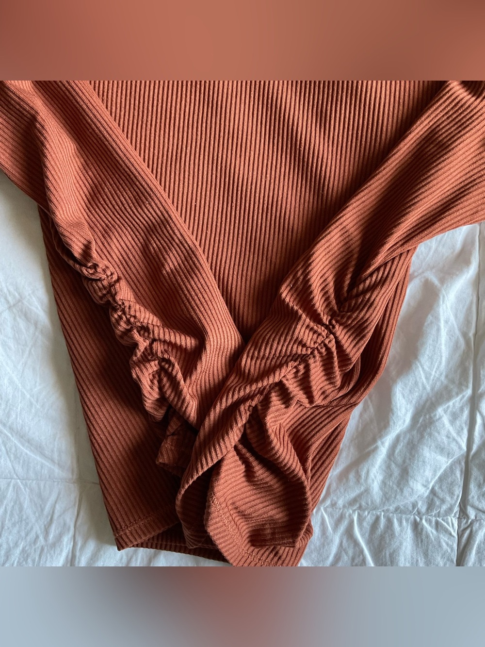 Hollister Cinched Ribbed Seamless Tee - Picture 2 of 5